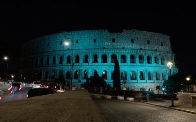 Il Colosseo si illumina per la PCOS